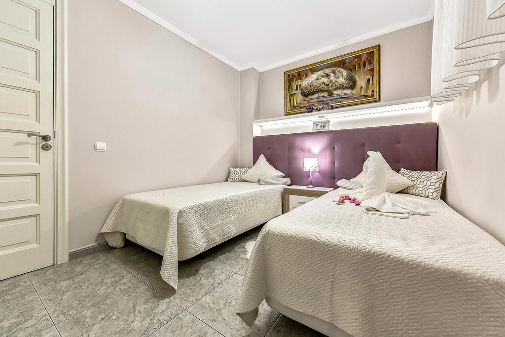 room-gallery